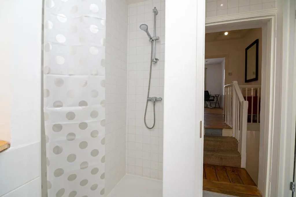 Guest house Cozy House With Character & Garden. Hotel London United Kingdom