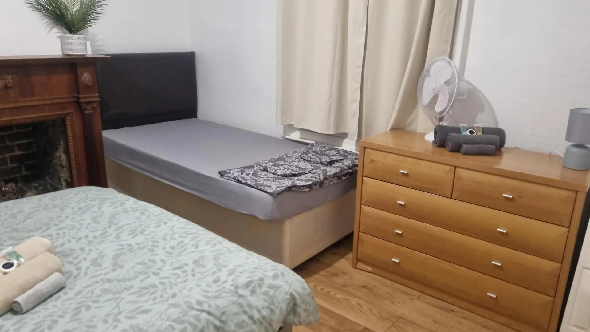 Cozy House With Character & Garden. Hotel London 0*,  United Kingdom